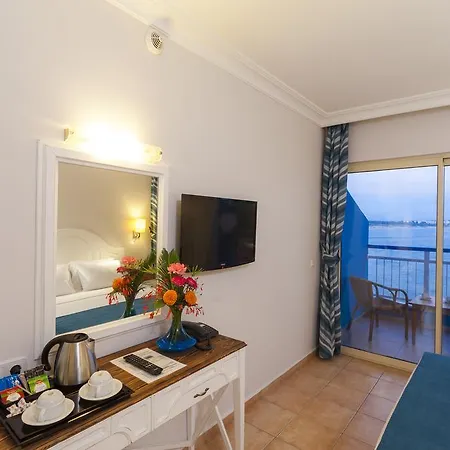 Kamer Hotell